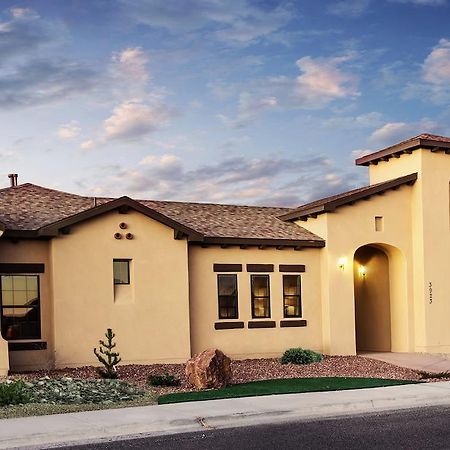 The Courtyard Villas Hobbs Exterior photo
